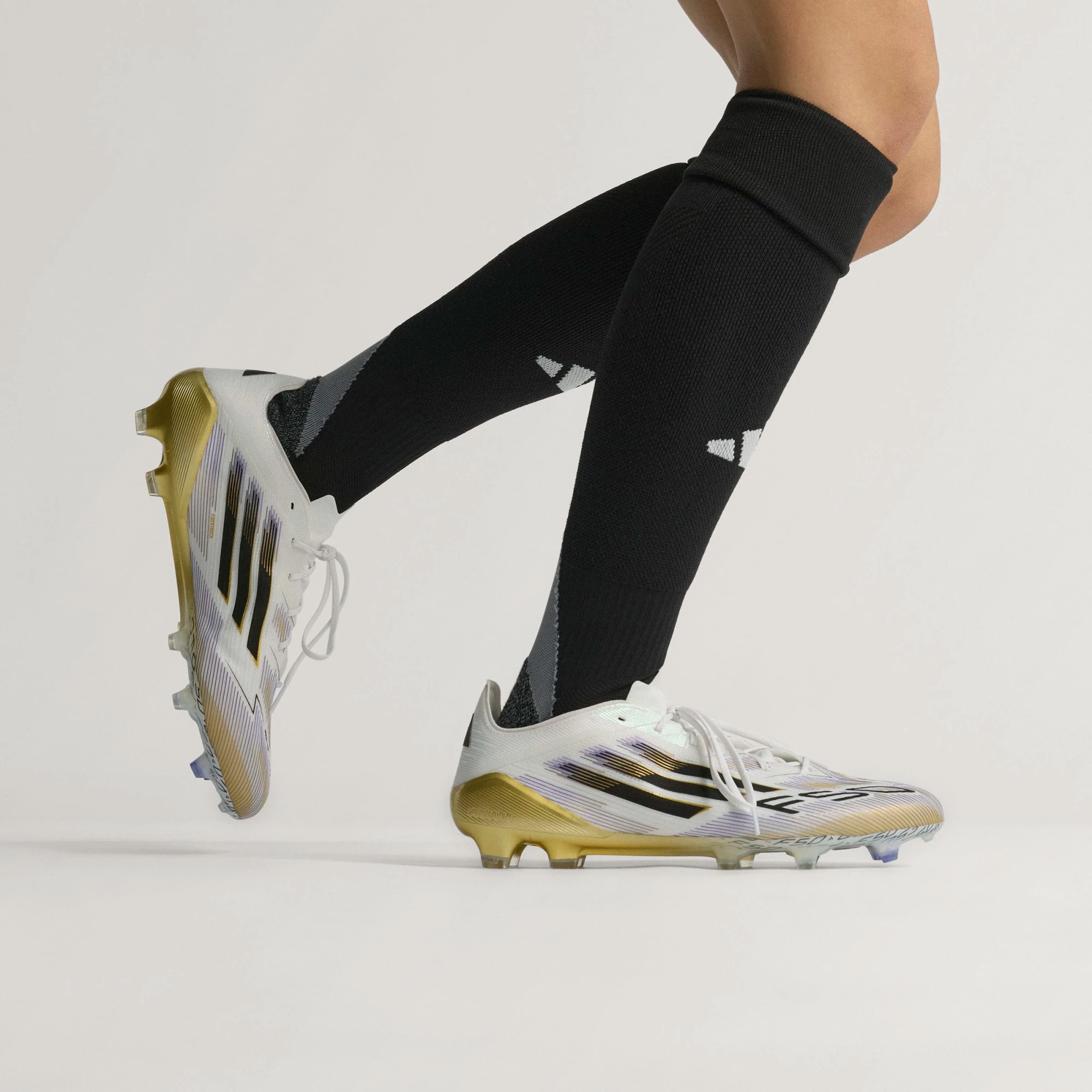 ADIDAS F50 ELITE FG WHITE/BLACK/GOLD METALLIC ADIDAS F50 ELITE FG WHITE/BLACK/GOLD METALLIC
