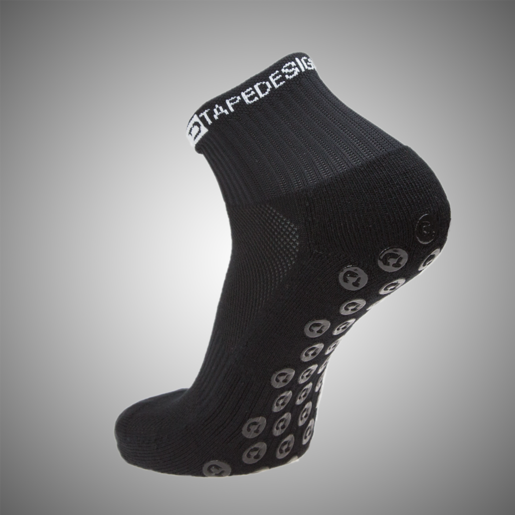 TAPEDESIGN ALLROUND SOCKS SHORT BLACK