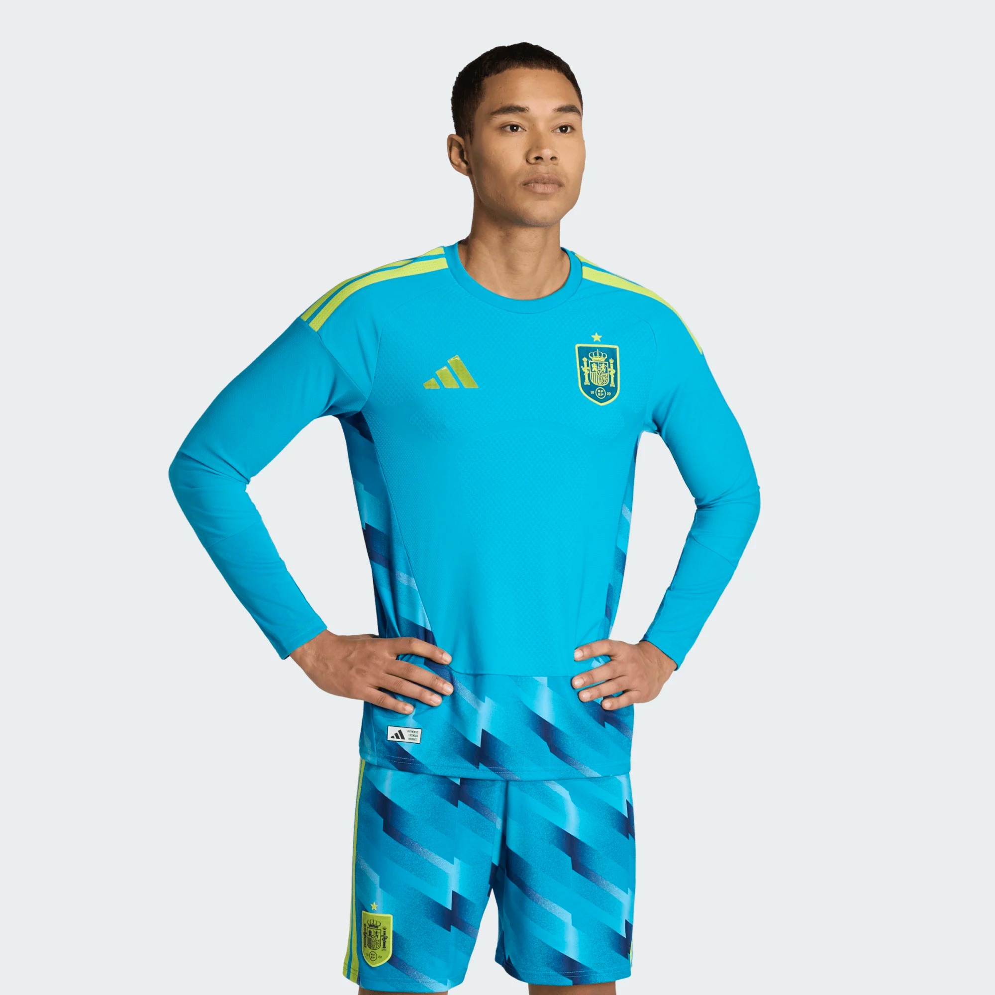 ADIDAS SPAIN 26 HOME AUTHENTIC GOALKEEPER JERSEY LS