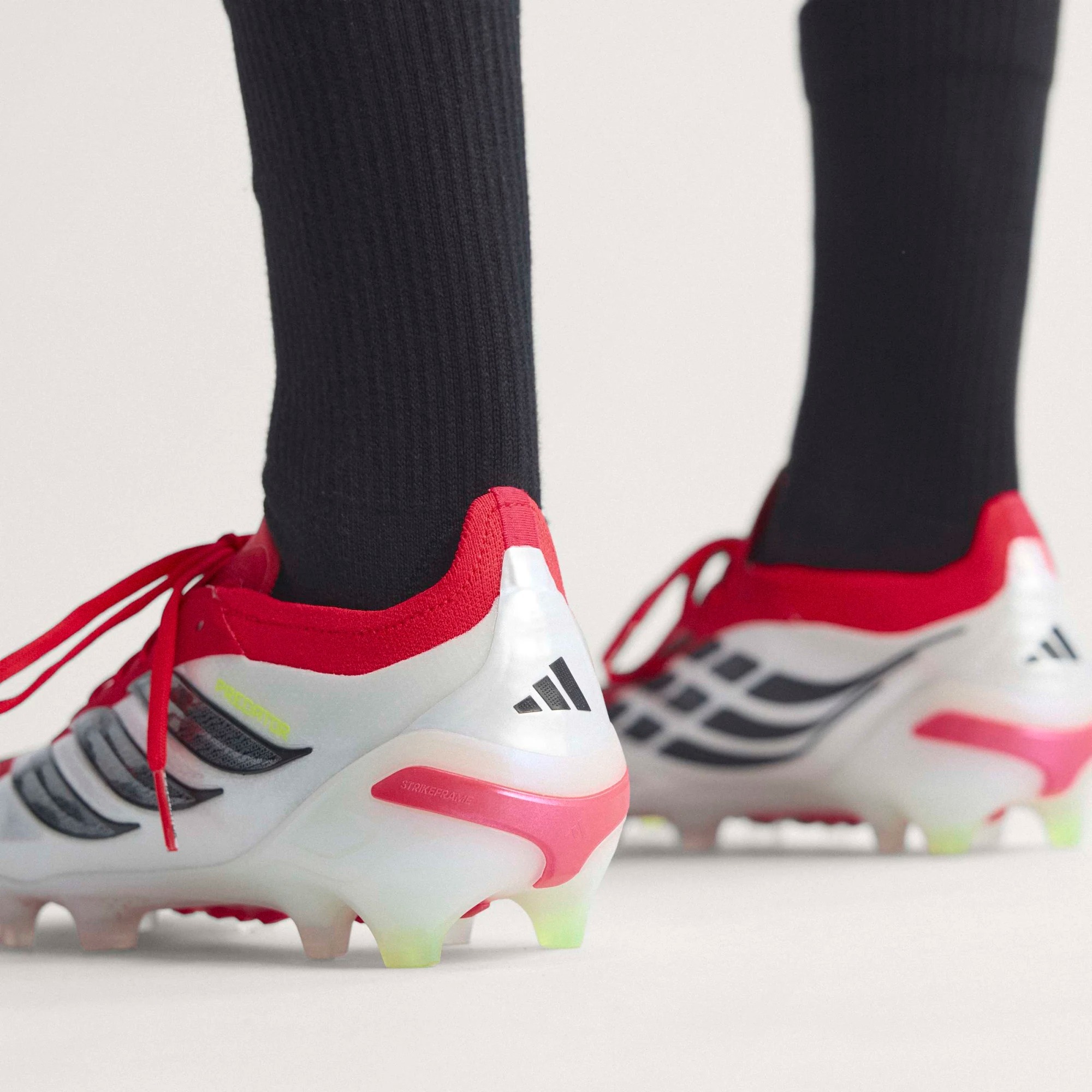 ADIDAS PREDATOR ELITE FG LUCID RED/BLACK/WHITE