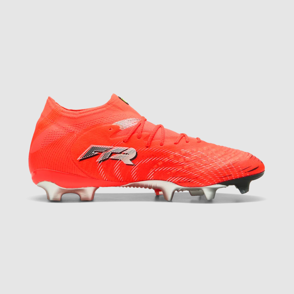 PUMA FUTURE 9 ULTIMATE FG GLOWING RED-PUMA WHITE-PUMA BLACK