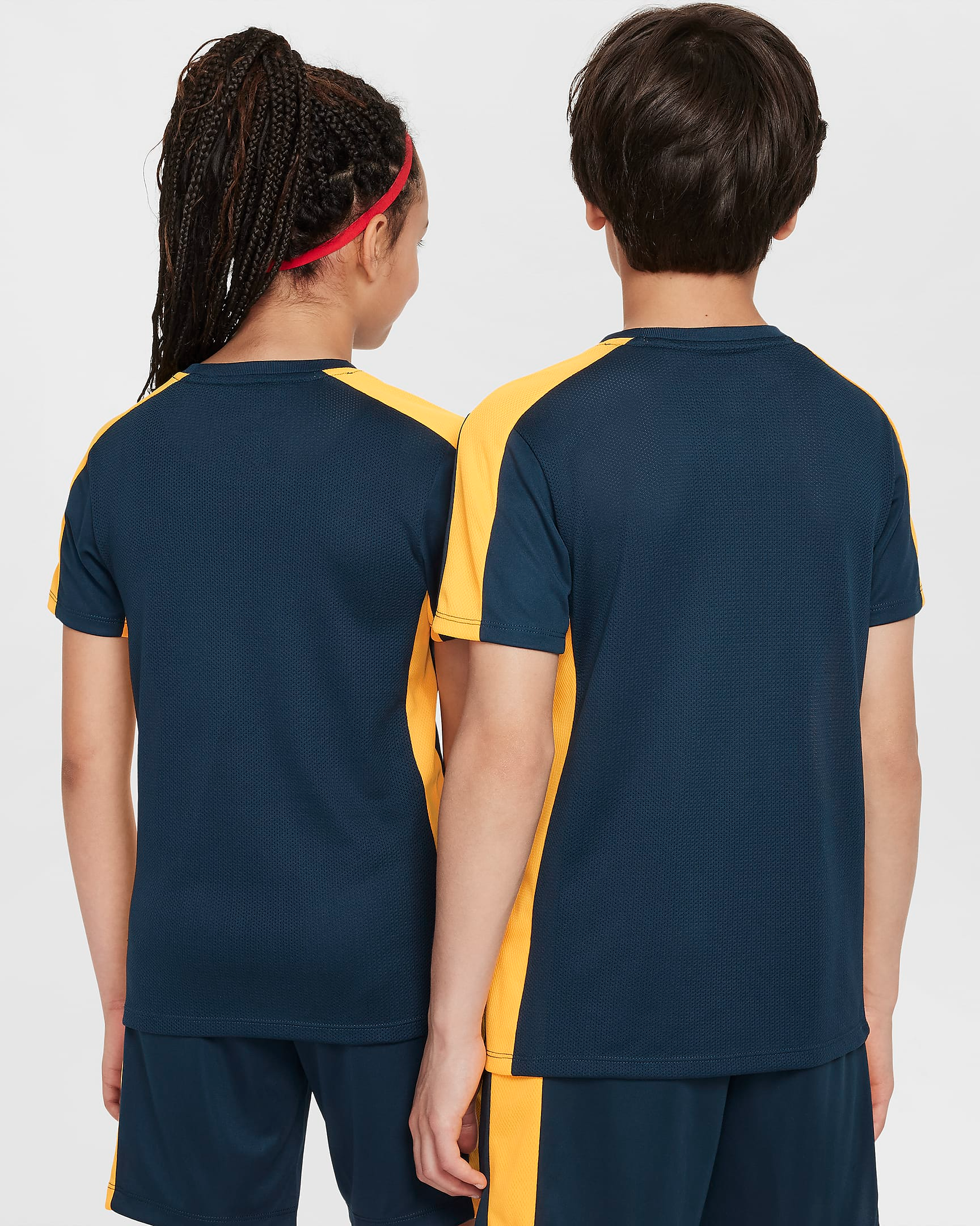 2.png NIKE DRI-FIT ACADEMY23 SOCCER TOP JUNIOR KILIAN MBAPPÉ ARMORY NAVY/LASER