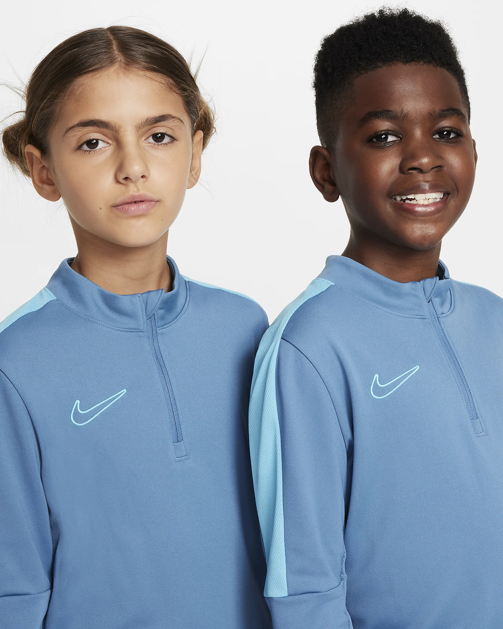 K+NK+DF+ACD23+DRILL+TOP+BR.png NIKE DRI-FIT ACADEMY23 DRILL TOP JUNIOR AEGEAN STORM/BALTIC