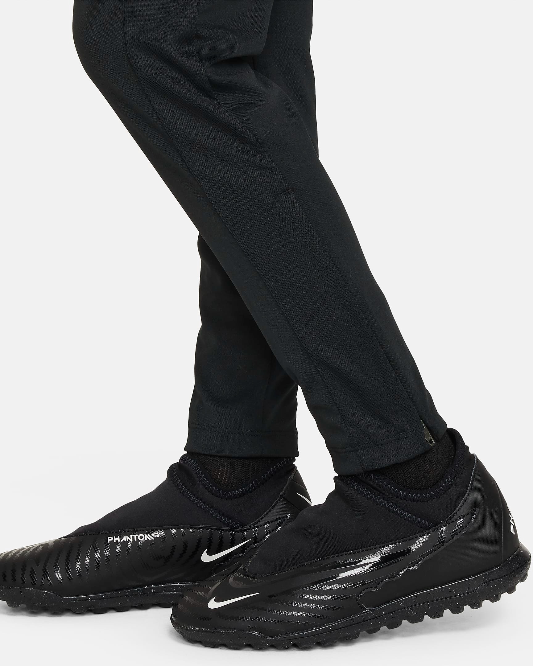 NIKE DRI-FIT ACADEMY23 FOOTBALL PANTS JUNIOR BLACK/BLACK/METALLIC GOLD