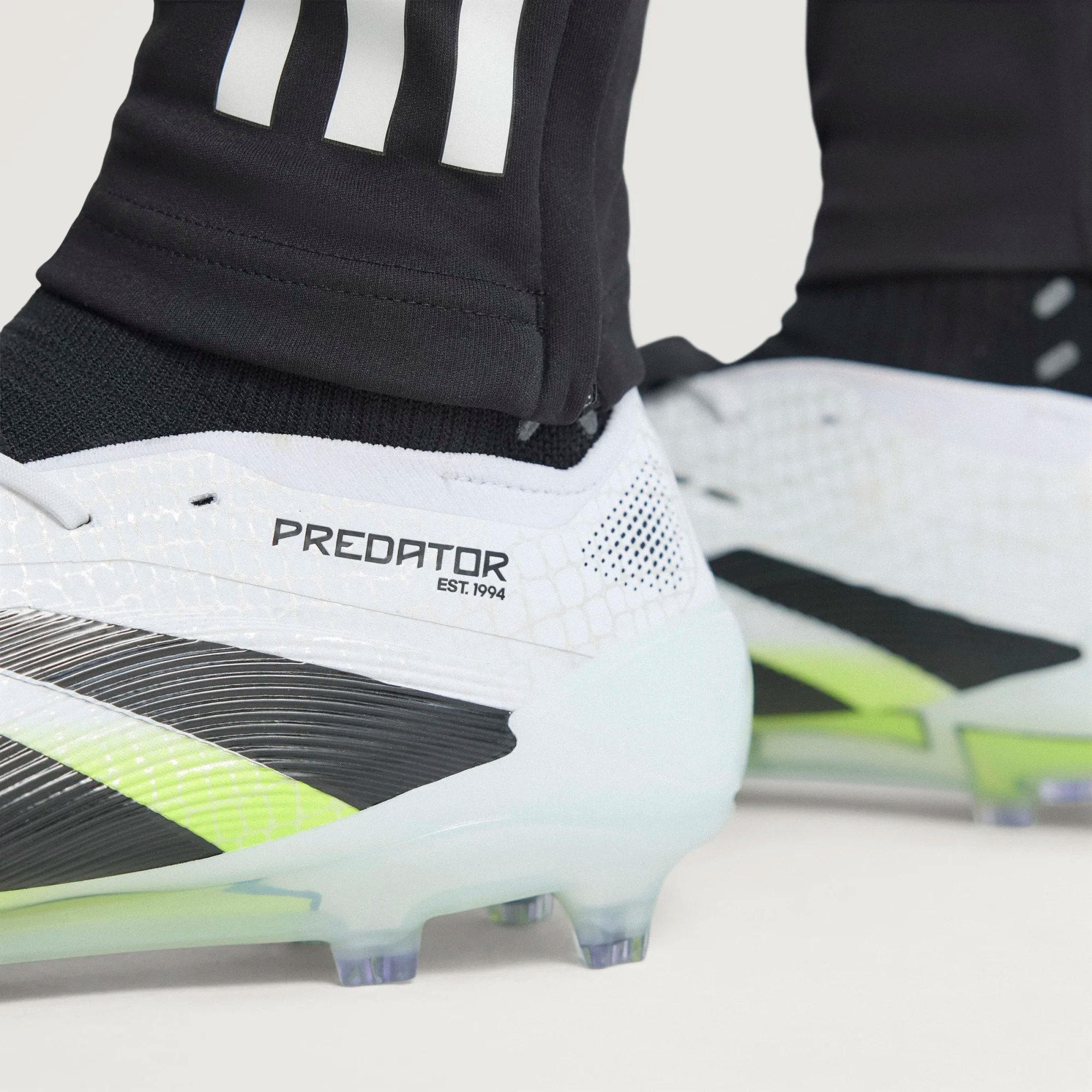 JI1092_b2b662_pdp.jpg ADIDAS PREDATOR ELITE FT FG WHITE/BLACK/LUCID LEMON