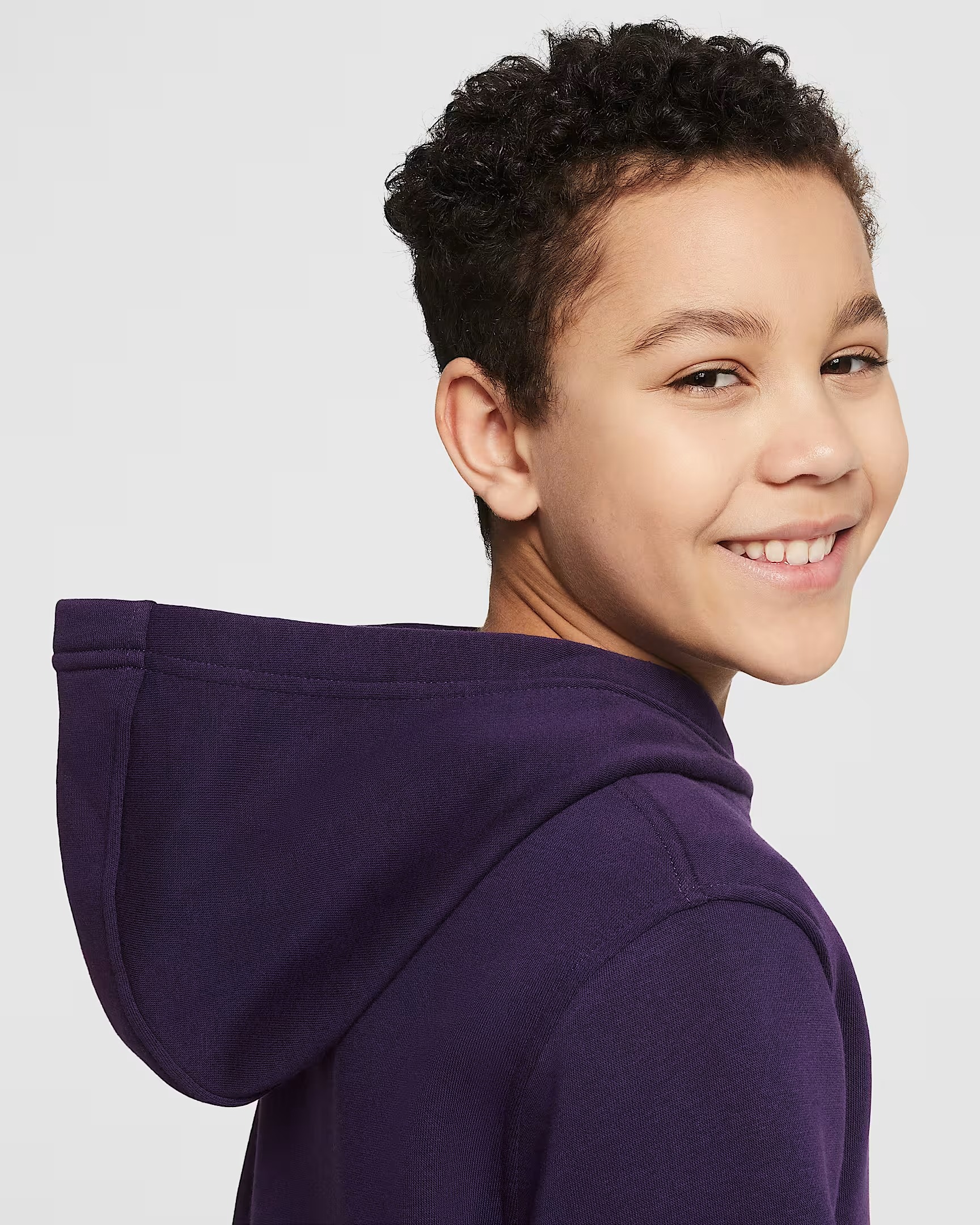 KM K NK CLUB FLC HDY -PD (7).jpg NIKE KM CLUB FLEECE JUNIOR HOODIE GRAND PURPLE