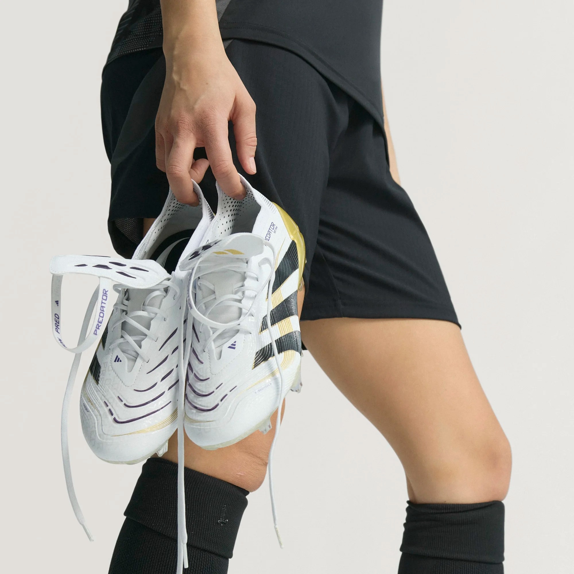 ADIDAS PREDATOR ELITE FT FG WHITE/BLACK/GOLD METALLIC ADIDAS PREDATOR ELITE FT FG WHITE/BLACK/GOLD METALLIC