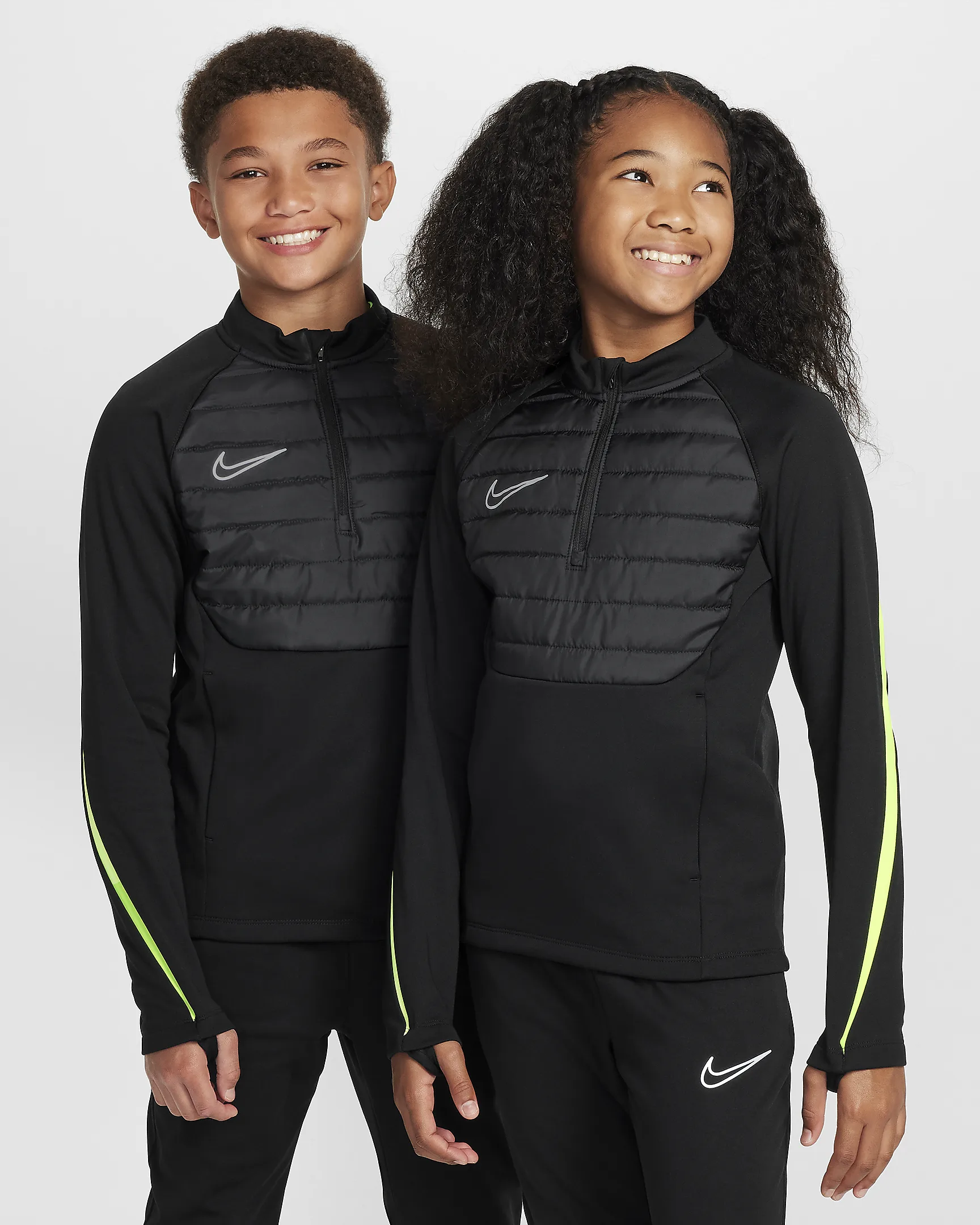 NIKE THERMA-FIT ACADEMY TOP JUNIOR BLACK/VOLT NIKE THERMA-FIT ACADEMY TOP JUNIOR BLACK/VOLT