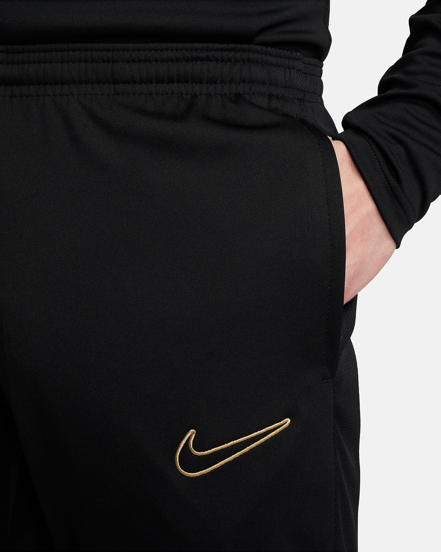 NIKE ACADEMY MEN'S DRI-FIT ZIP GLOBAL FOOTBALL PANT BLACK/BLACK/METALLIC GOLD