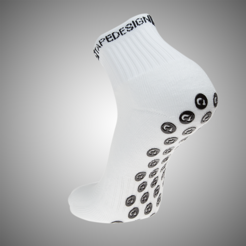 TAPEDESIGN ALLROUND SOCKS SHORT WHITE