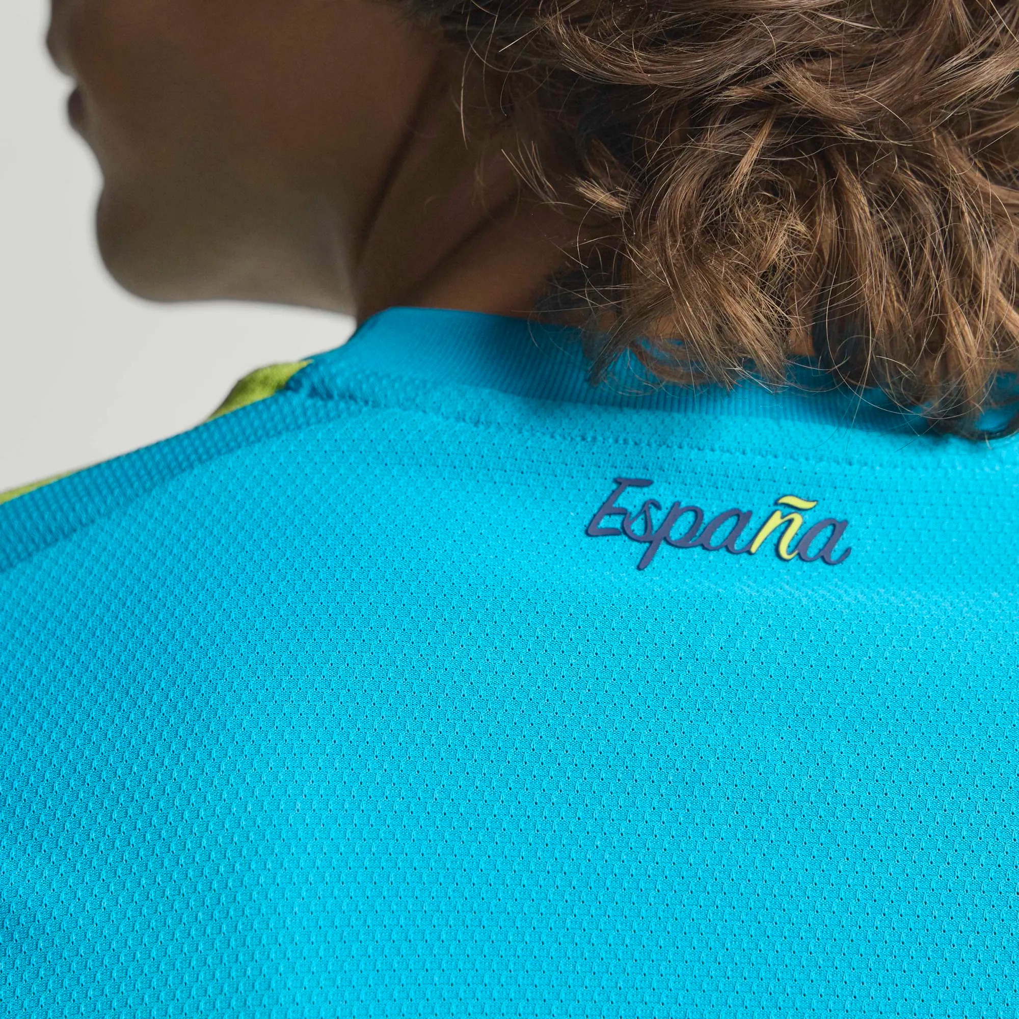 ADIDAS SPAIN 26 HOME AUTHENTIC GOALKEEPER JERSEY LS