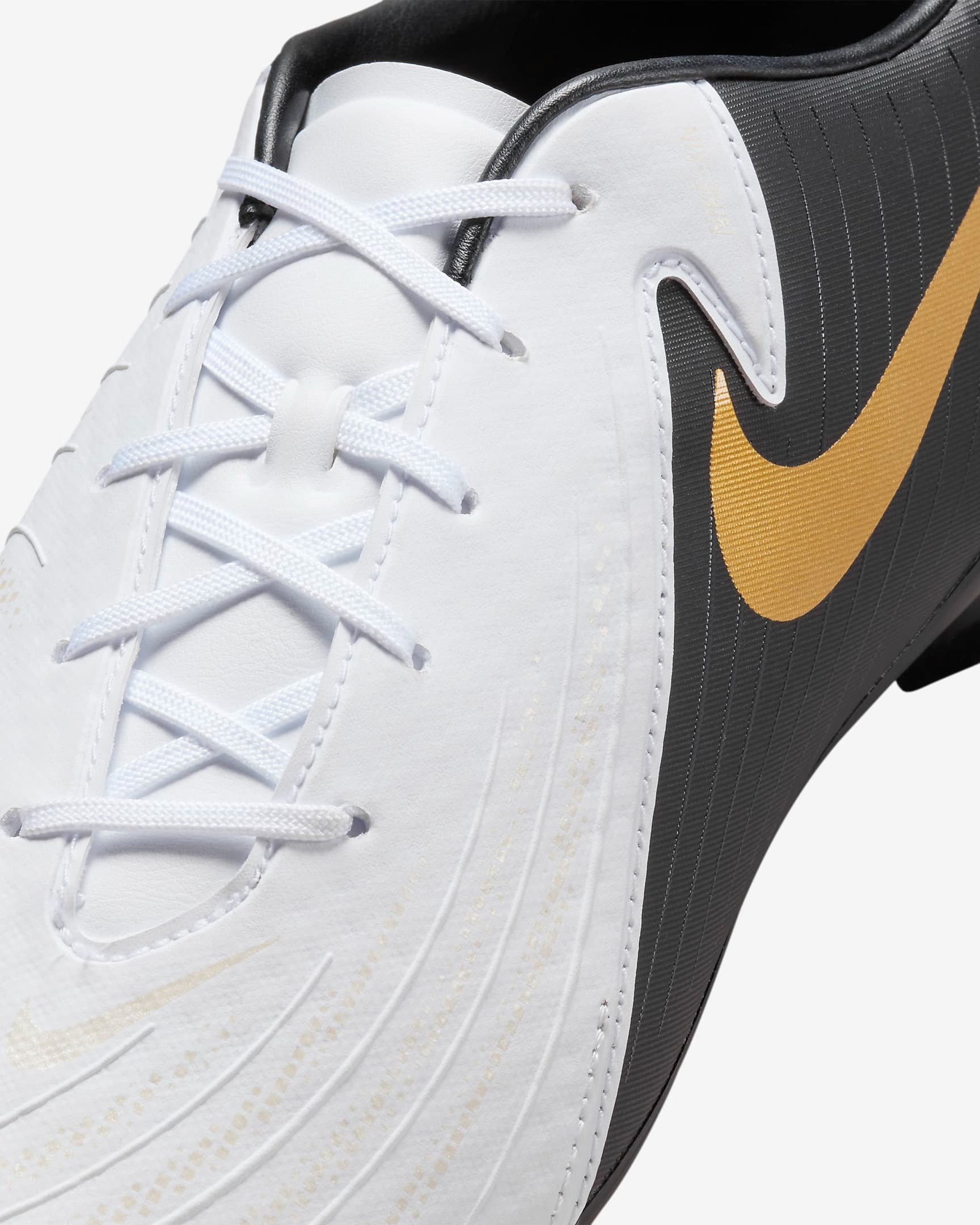 NIKE PHANTOM GX II ACADEMY FG/MG  WHITE/BLACK/METALLIC GOLD