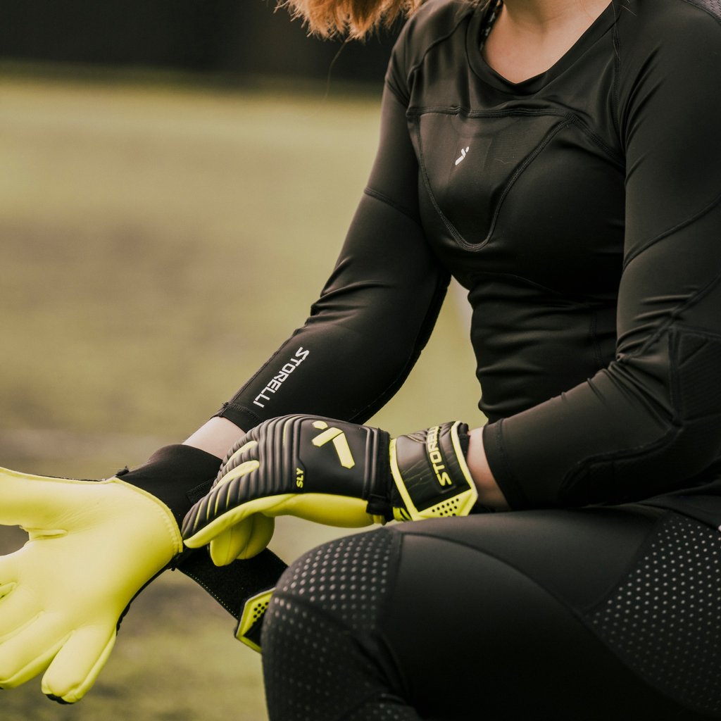 STORELLI WOMEN'S BODYSHIELD GK 3/4 UNDERSHIRT (PADDED)