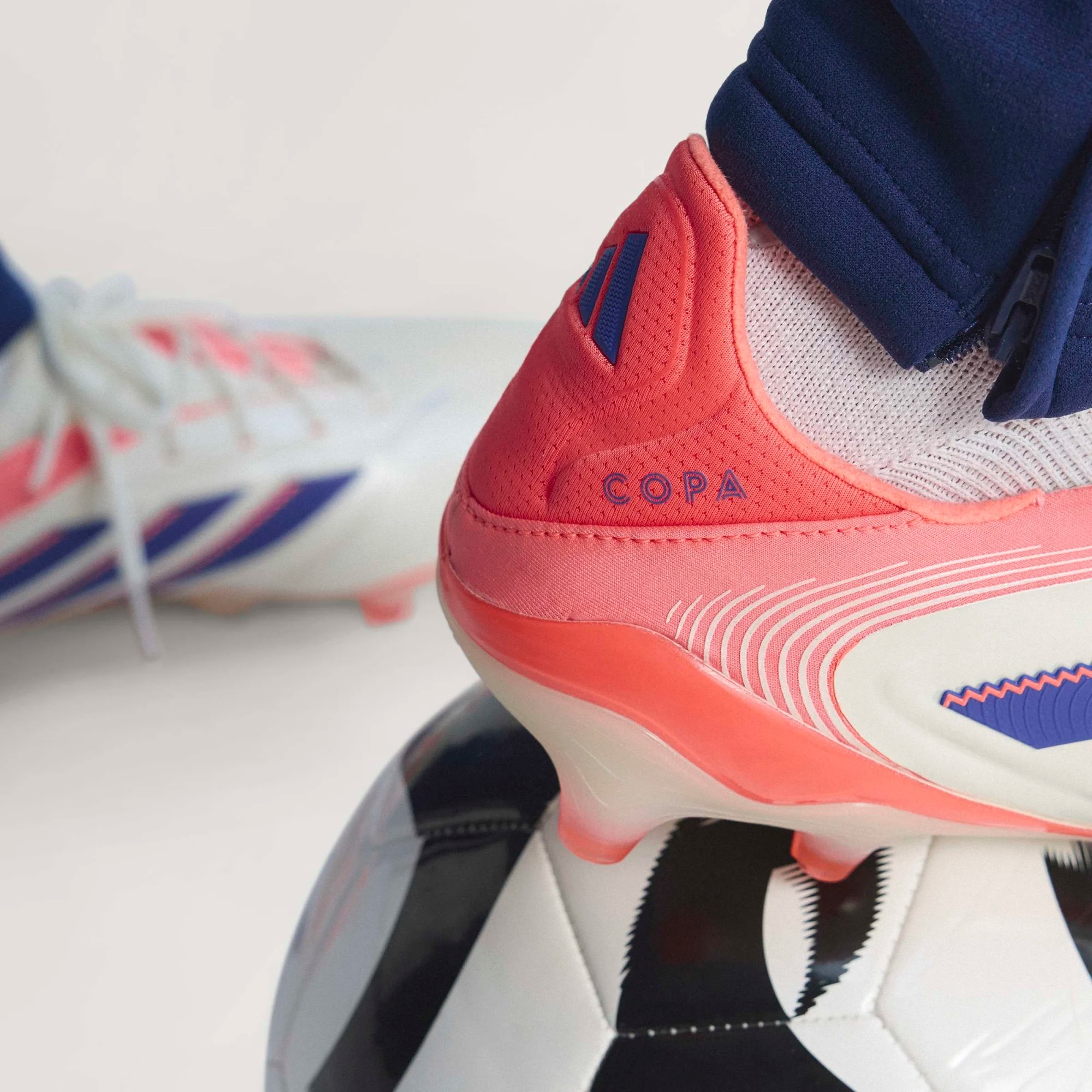 ADIDAS COPA PURE III ELITE FG WHITE/LUCID BLUE/SIGNAL CORAL