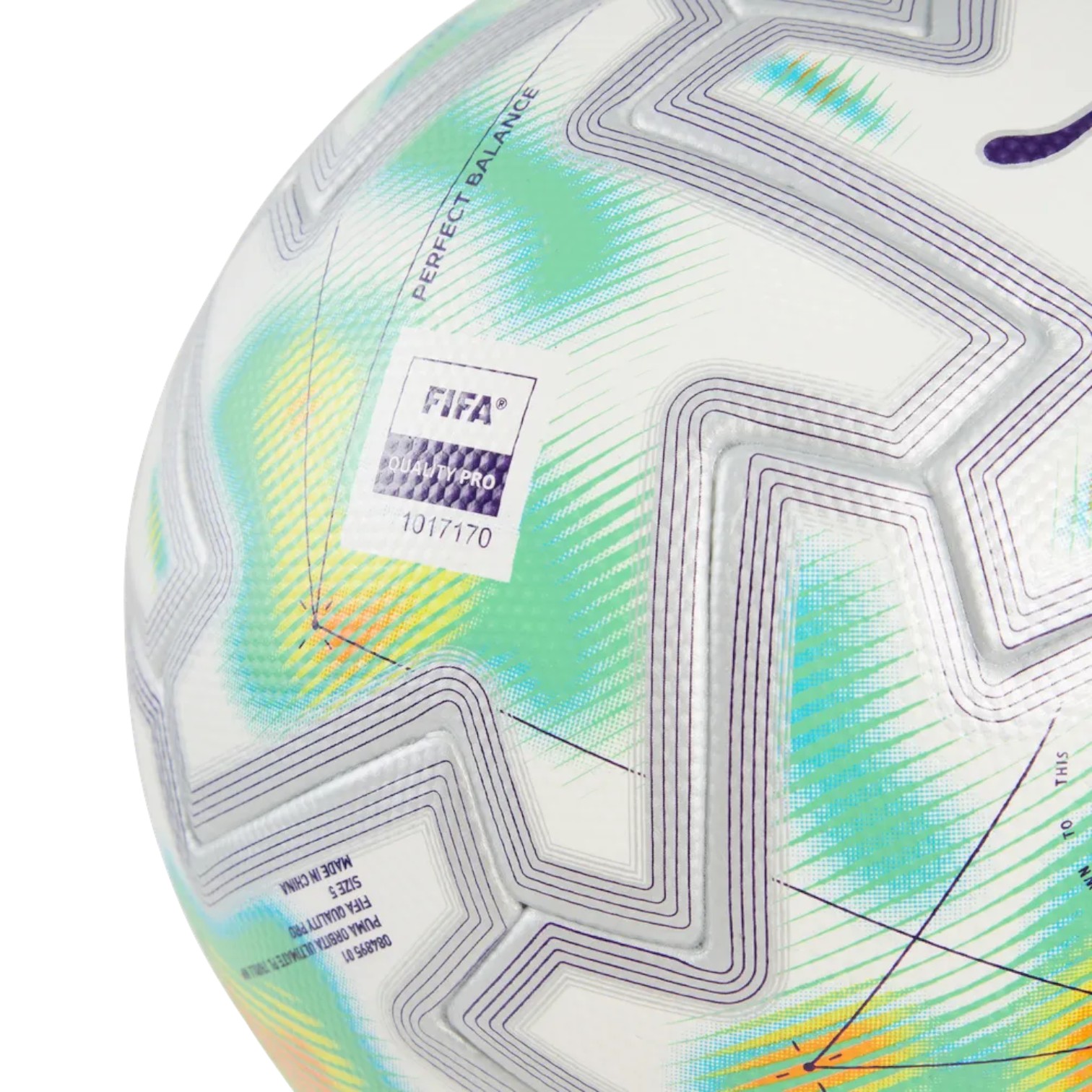 PUMA ORBITA ULTIMATE PL THRILL (FIFA QUALITY PRO)