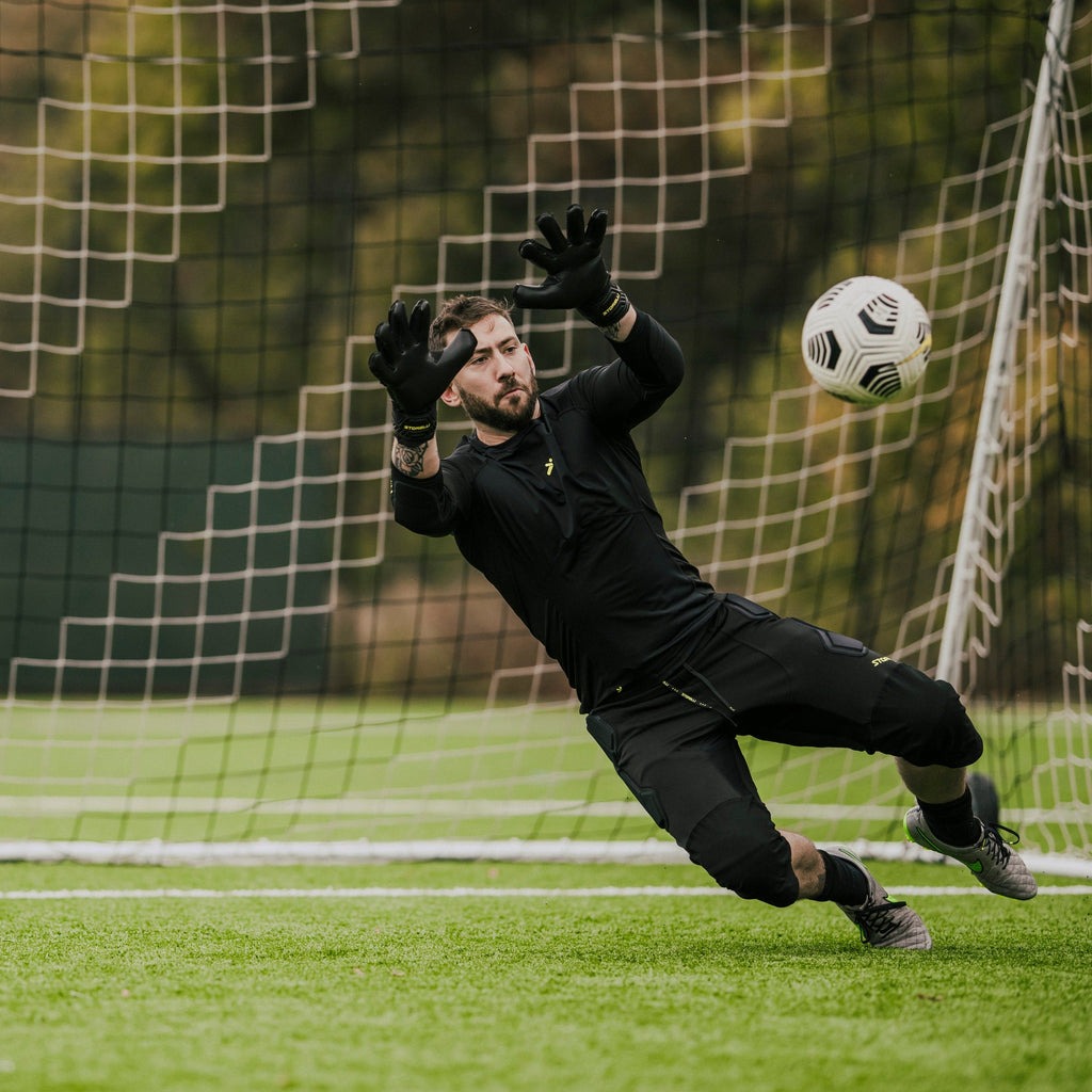 STORELLI EXOSHIELD ULTIMATE PROTECTION 3/4 GK PANTS (PADDED) STORELLI EXOSHIELD ULTIMATE PROTECTION 3/4 GK PANTS (PADDED)