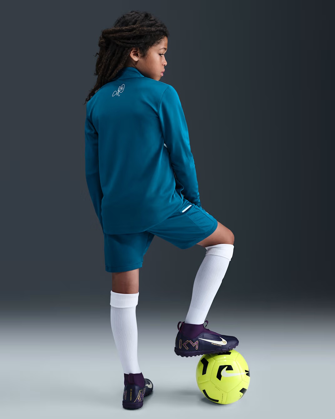 NIKE DRI-FIT ACADEMY25 SHORTS JUNIOR KILIAN MBAPPÉ GREEN ABYSS