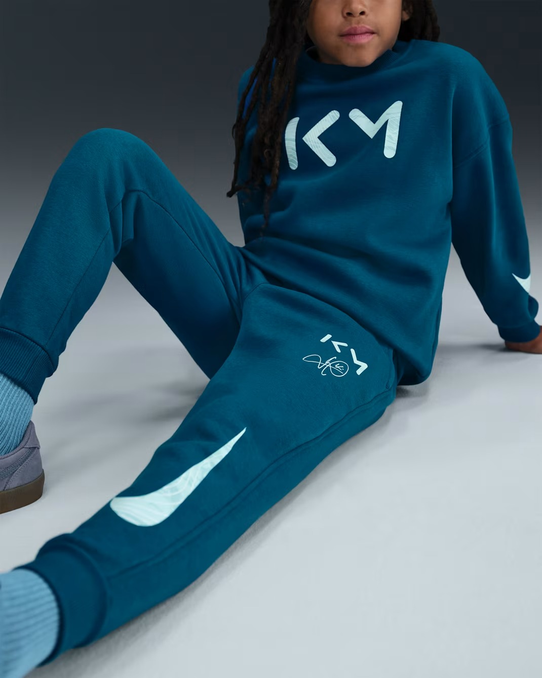 NIKE KM CLUB FLEECE JOGGER JUNIOR GREEN ABYSS/IGLOO