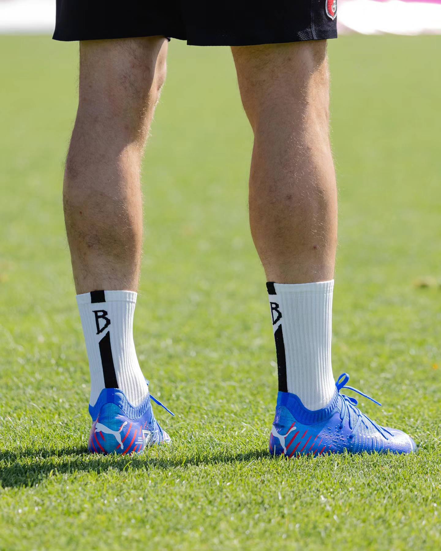 BRAVRY ANTI-SLIP SOCKS WHITE BRAVRY ANTI-SLIP SOCKS WHITE