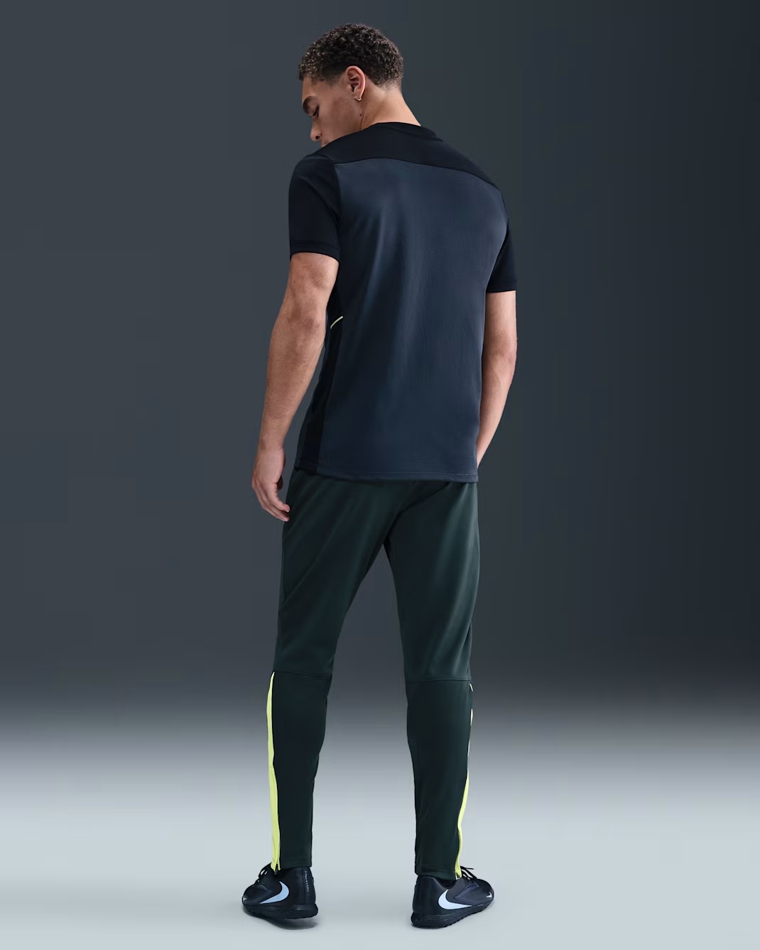 NIKE ACADEMY WINTER WARRIOR MEN'S DRI-FIT ZIP GLOBAL FOOTBALL PANT SEAWEED/LIMELIGHT