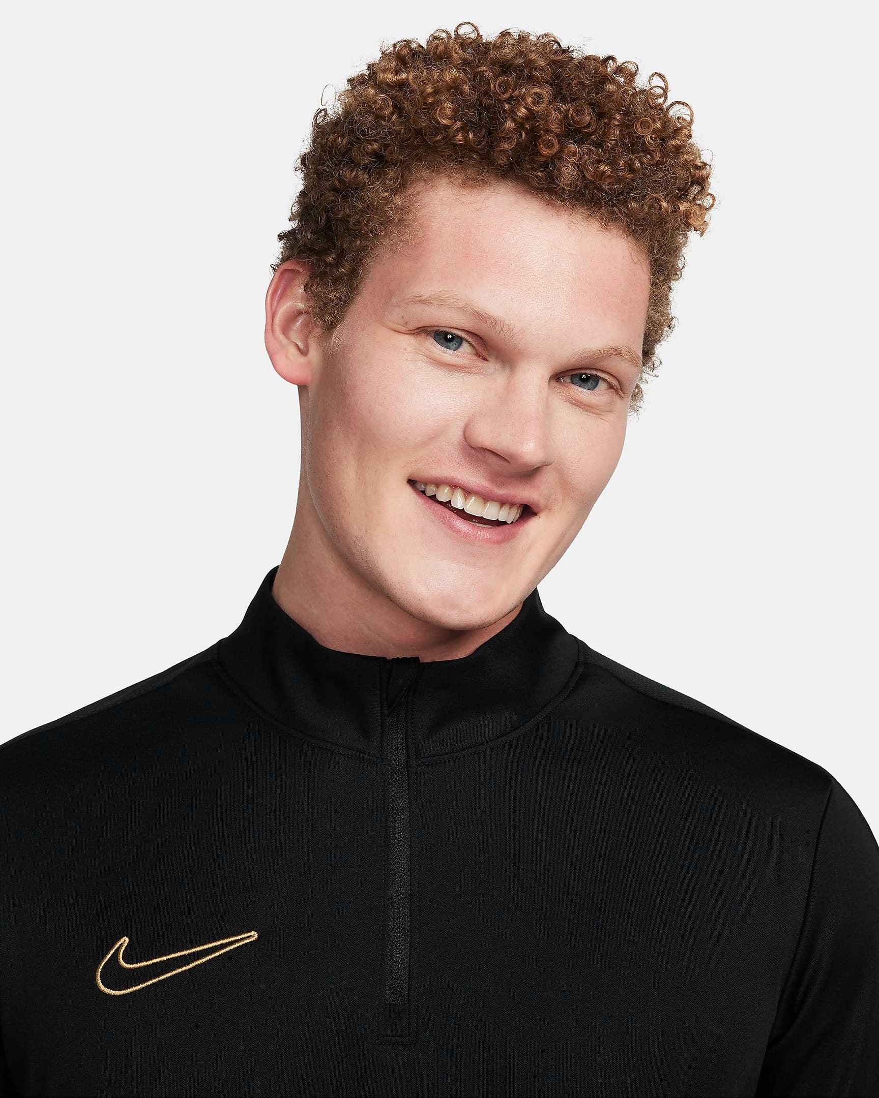 NIKE ACADEMY MEN'S DRI-FIT 1/2-ZIP GLOBAL FOOTBALL TOP BLACK/BLACK/METALLIC GOLD