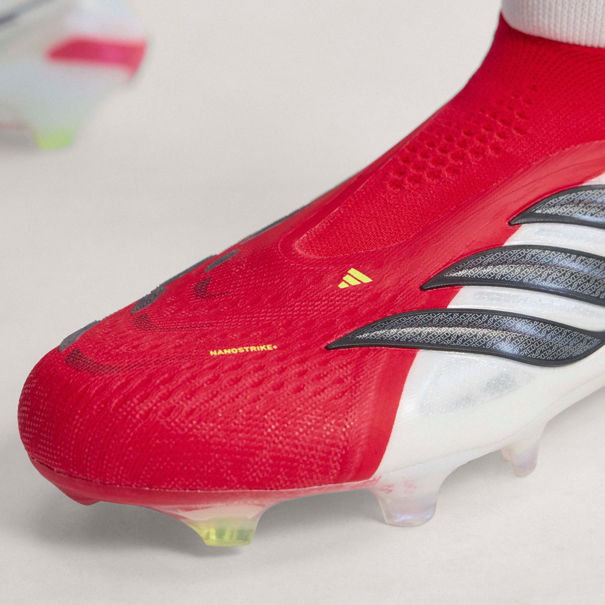 ADIDAS PREDATOR ELITE LL FG LUCID RED/BLACK/WHITE