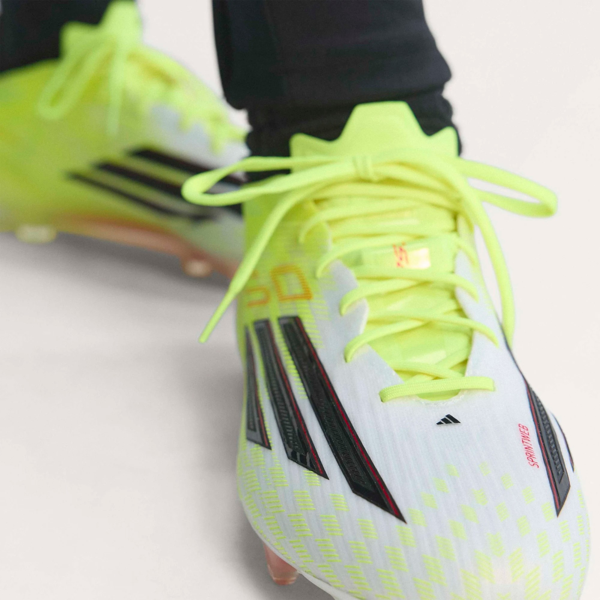 ADIDAS F50 ELITE FG TECH SOY/BLACK/LUCID RED