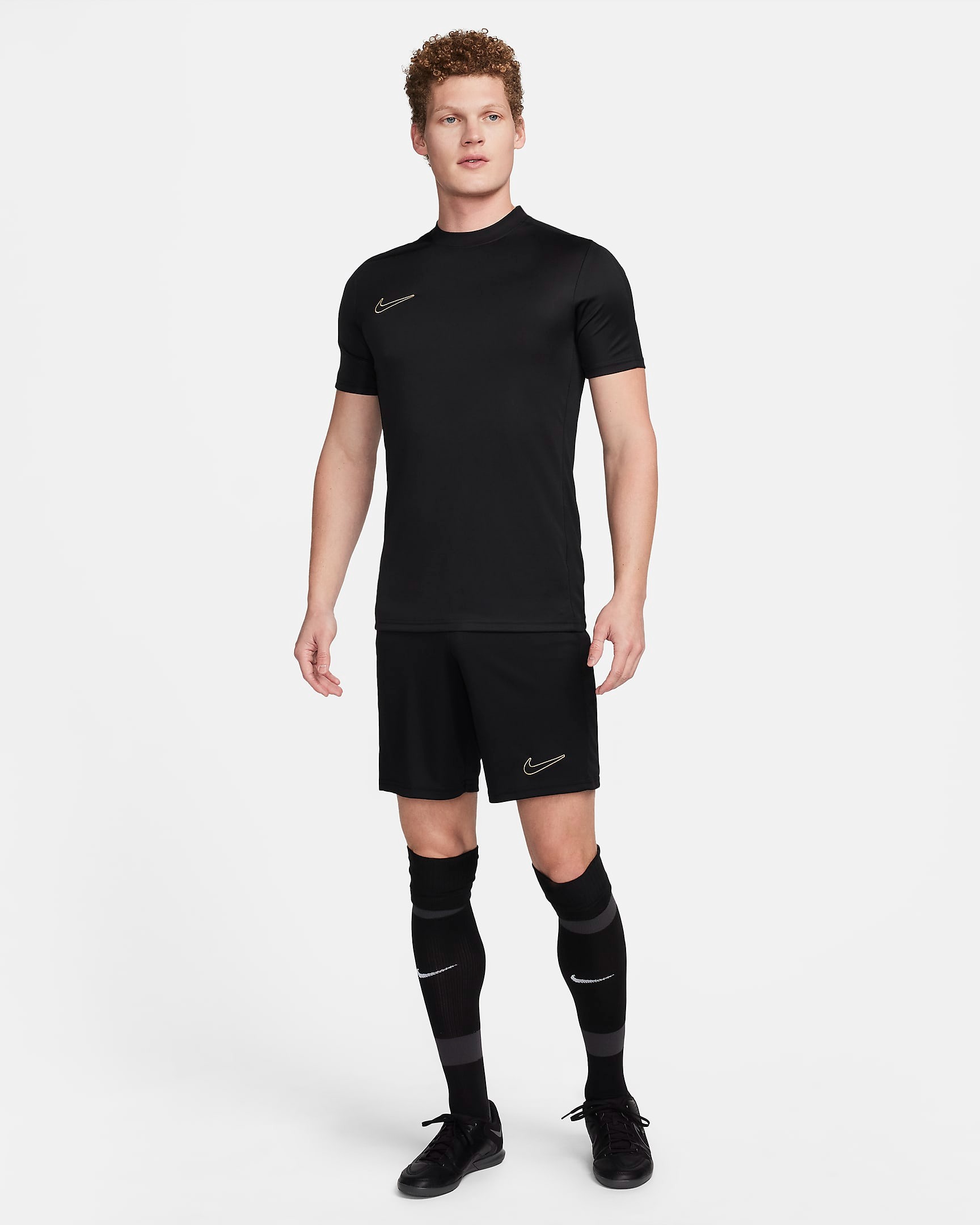 NIKE ACADEMY MEN'S DRI-FIT SHORT-SLEEVE GLOBAL FOOTBALL TOP BLACK