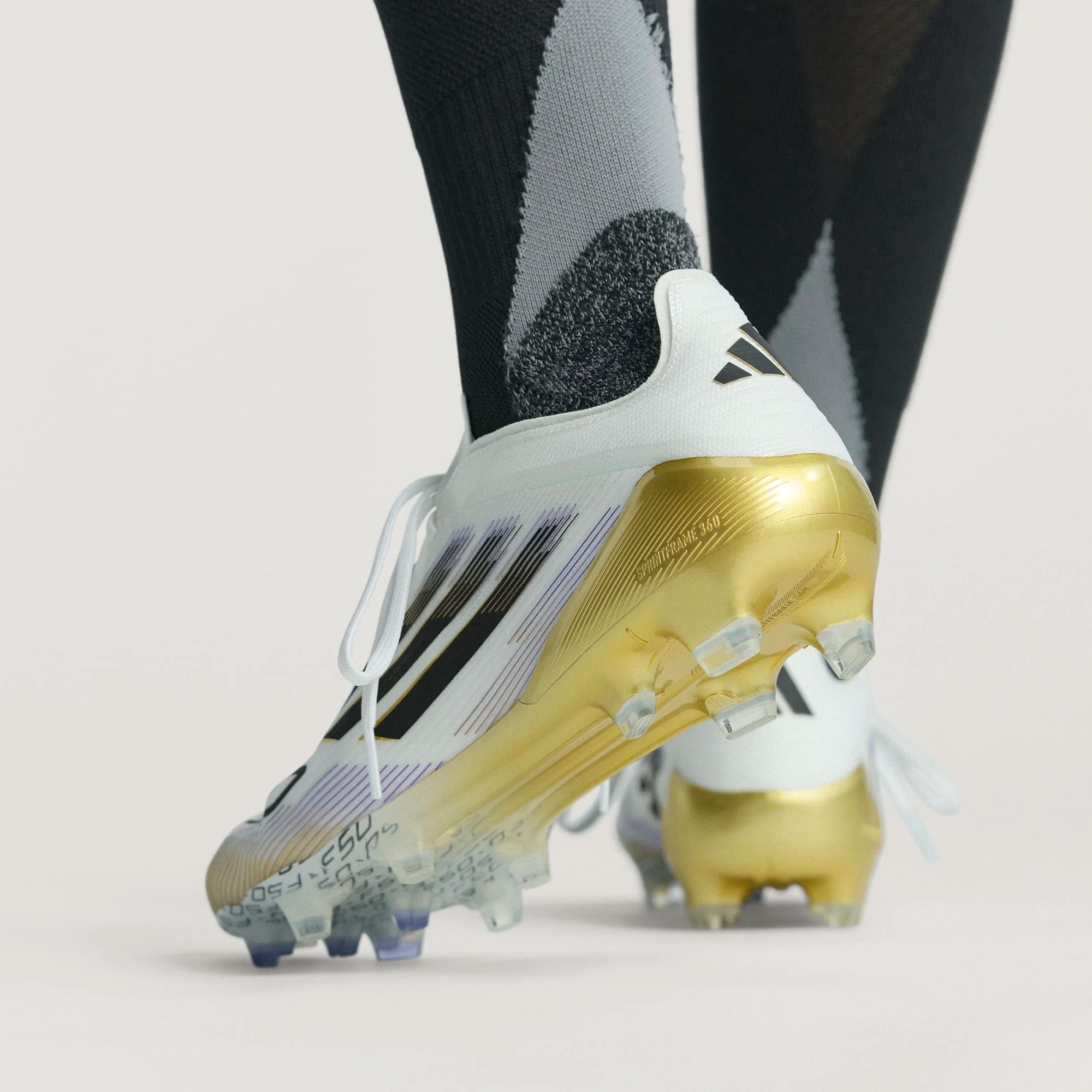 ADIDAS F50 ELITE FG WHITE/BLACK/GOLD METALLIC ADIDAS F50 ELITE FG WHITE/BLACK/GOLD METALLIC