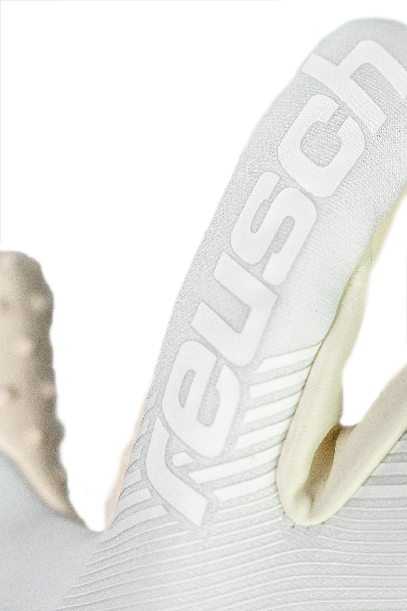 REUSCH FASTGRIP SPEEDBUMP WHITE