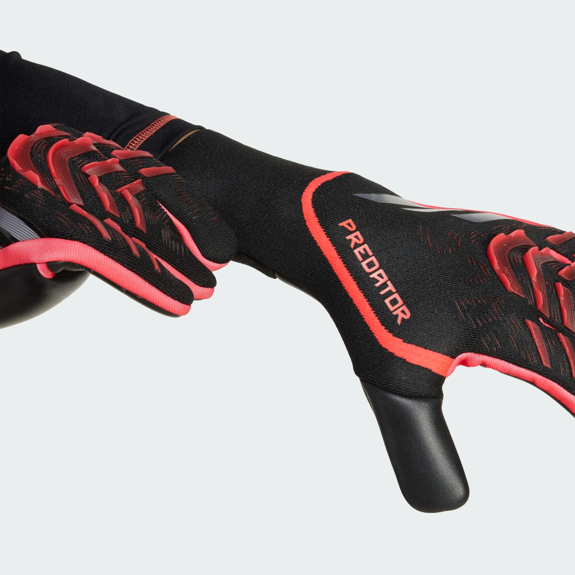 JF8900_b2b242_pdp.jpg ADIDAS PREDATOR GL PRO BLACK/BLACK/LUCID RED