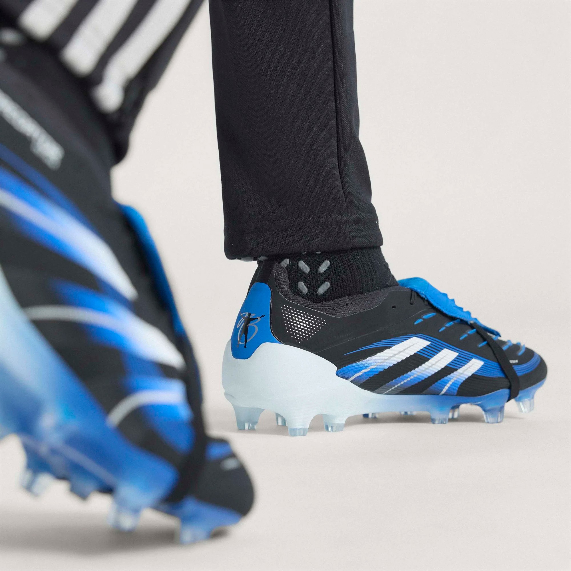 ADIDAS PREDATOR ELITE FT FG JB BLACK/WHITE/GLOW BLUE | UK 11 (US