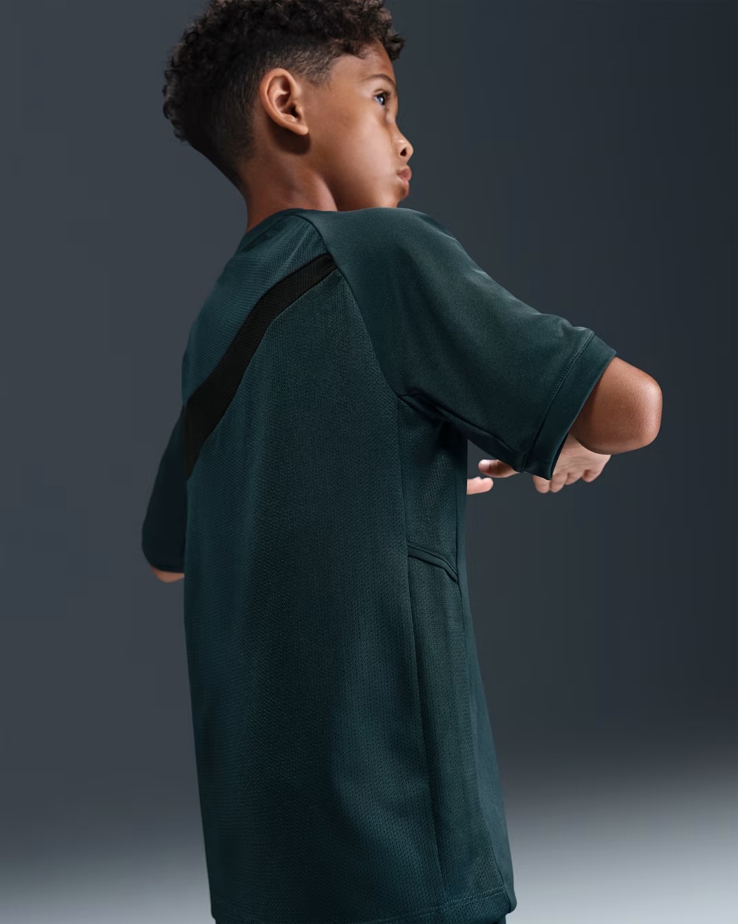 NIKE ACADEMY KIDS DRI-FIT SHORT-SLEEVE SEAWEED/BLACK