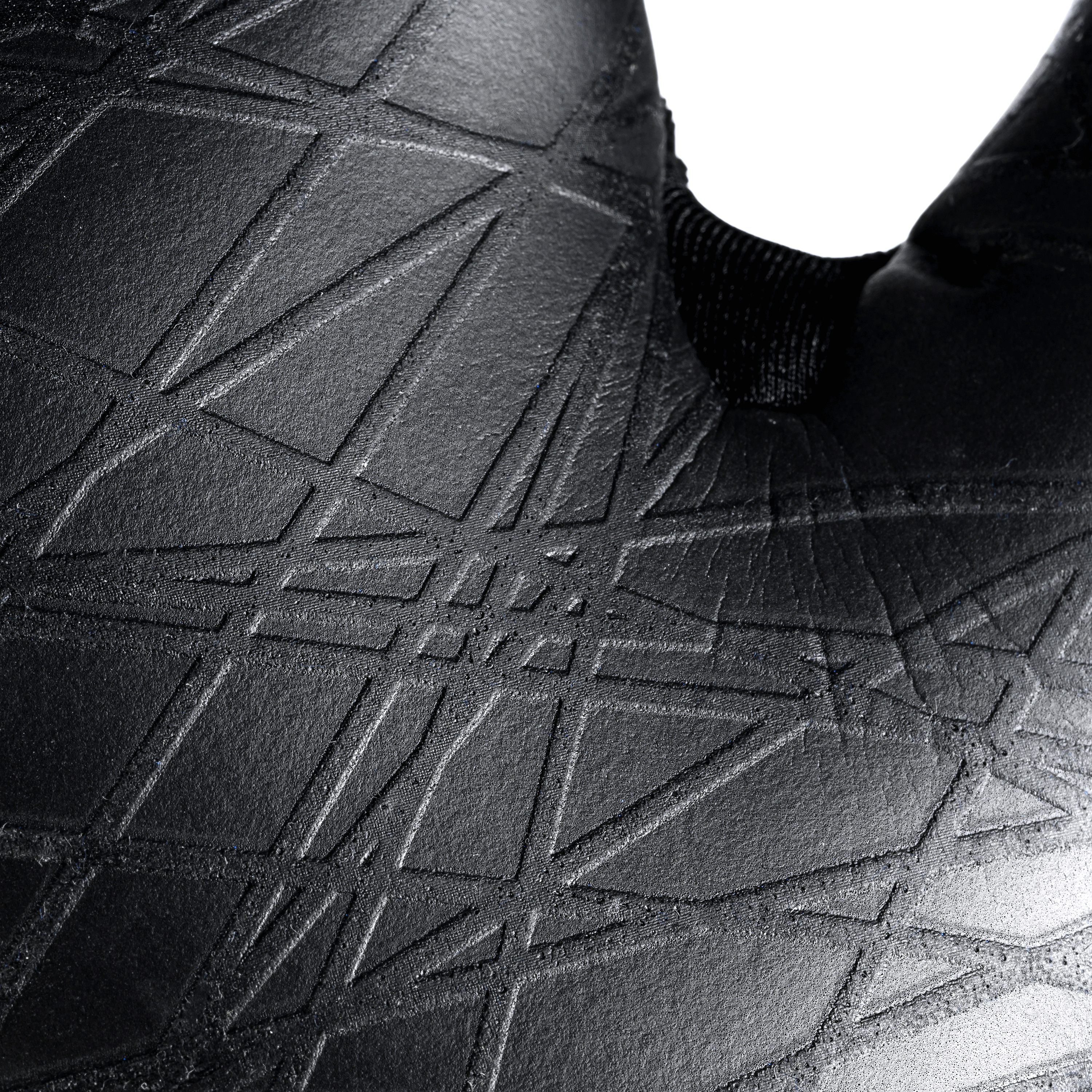 UHLSPORT FM CYBERTEC ULTRAGRIP HN #392 BLACK/WHITE