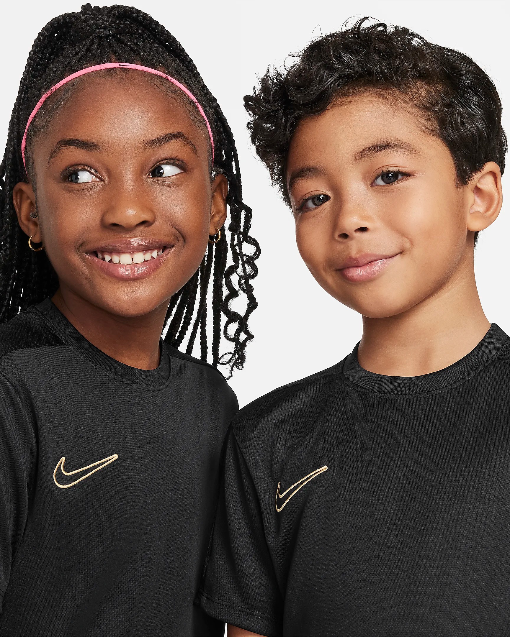 NIKE DRI-FIT ACADEMY23 T-SHIRT JUNIOR BLACK/BLACK/METALLIC GOLD