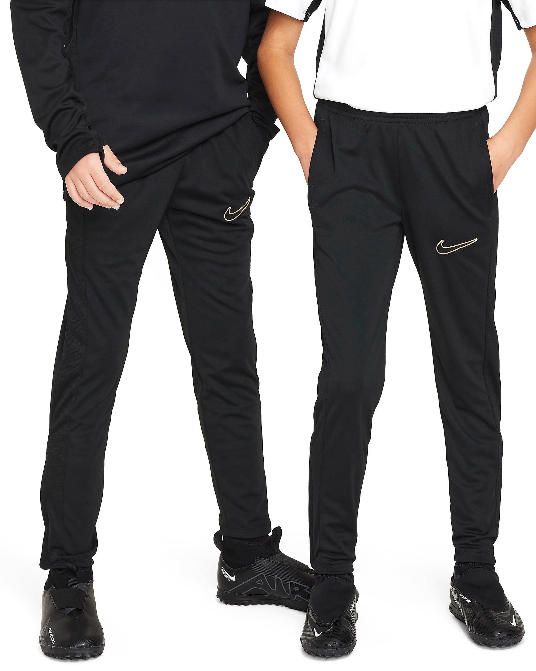 NIKE DRI-FIT ACADEMY23 FOOTBALL PANTS JUNIOR BLACK/BLACK/METALLIC GOLD