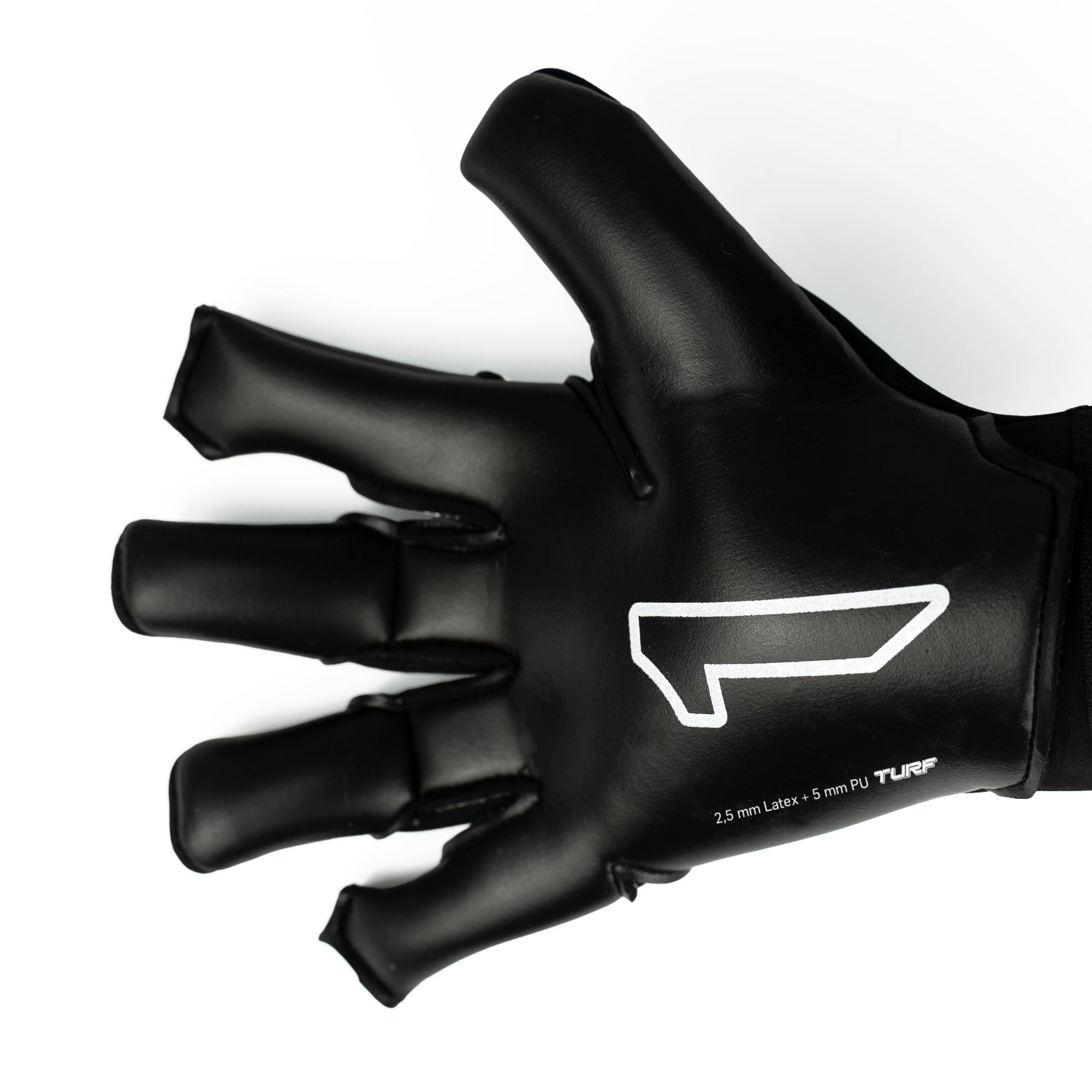 RINAT ARIES X TURF BLACK