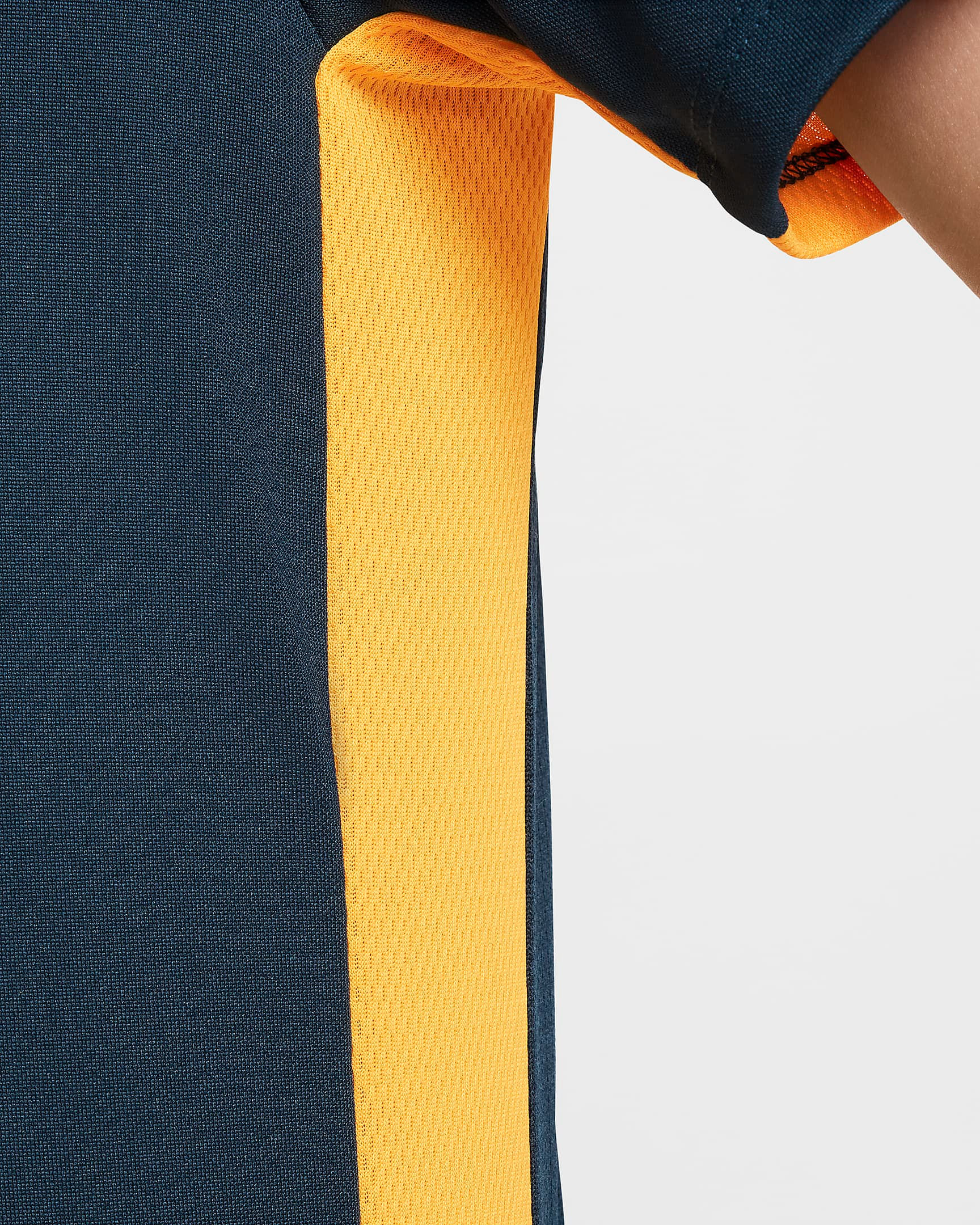 6.png NIKE DRI-FIT ACADEMY23 SOCCER TOP JUNIOR KILIAN MBAPPÉ ARMORY NAVY/LASER